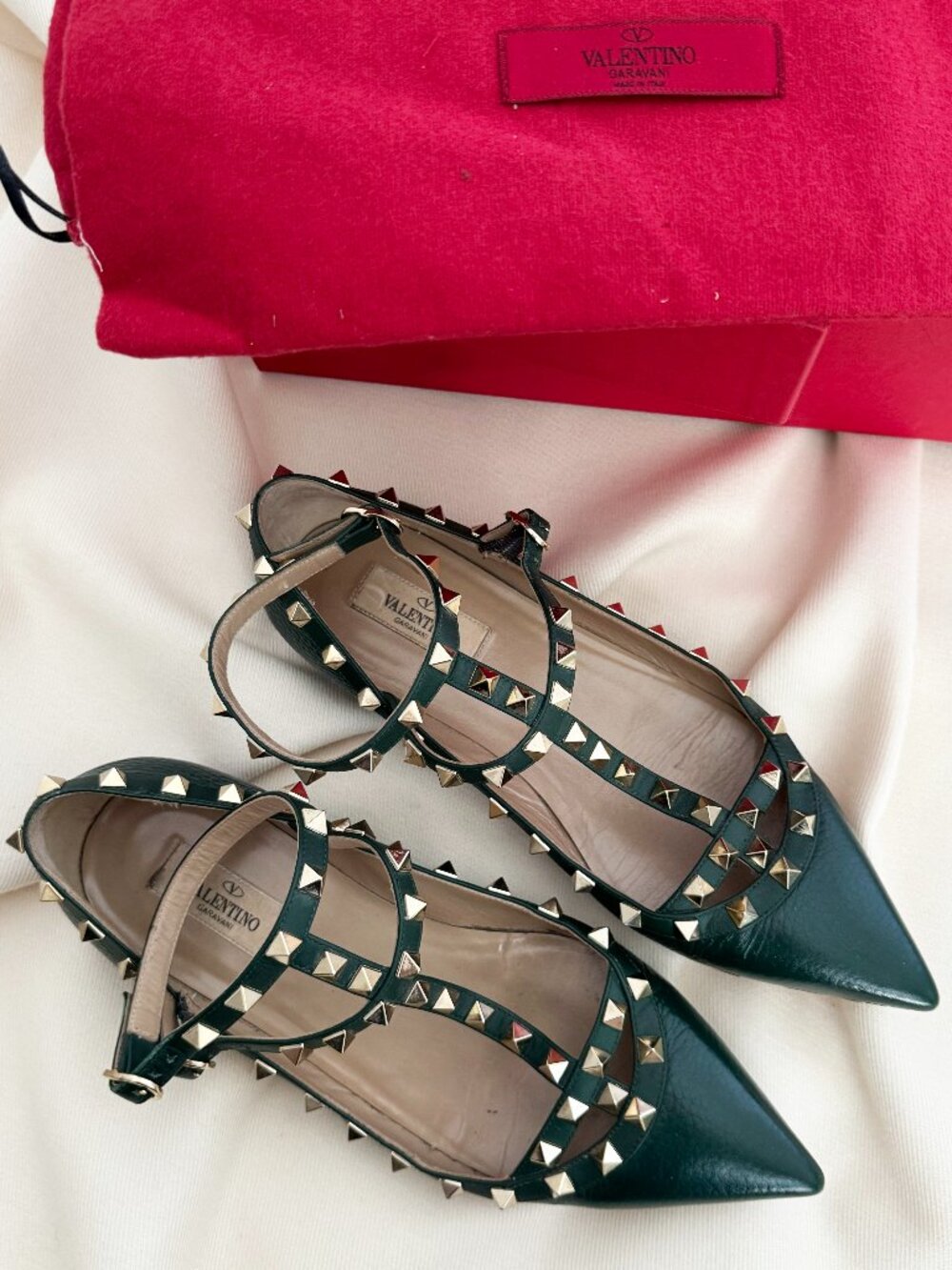 Valentino Rockstud Flats in Green, size 39 (fits like 8/8.5)
